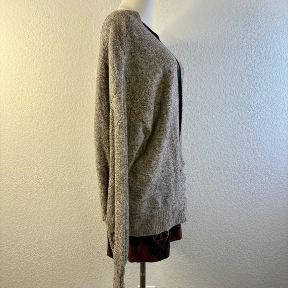 Silence + Noise Gray Drape Wrap Sweater – Size M (Urban Outfitters) - Picture 3 of 9
